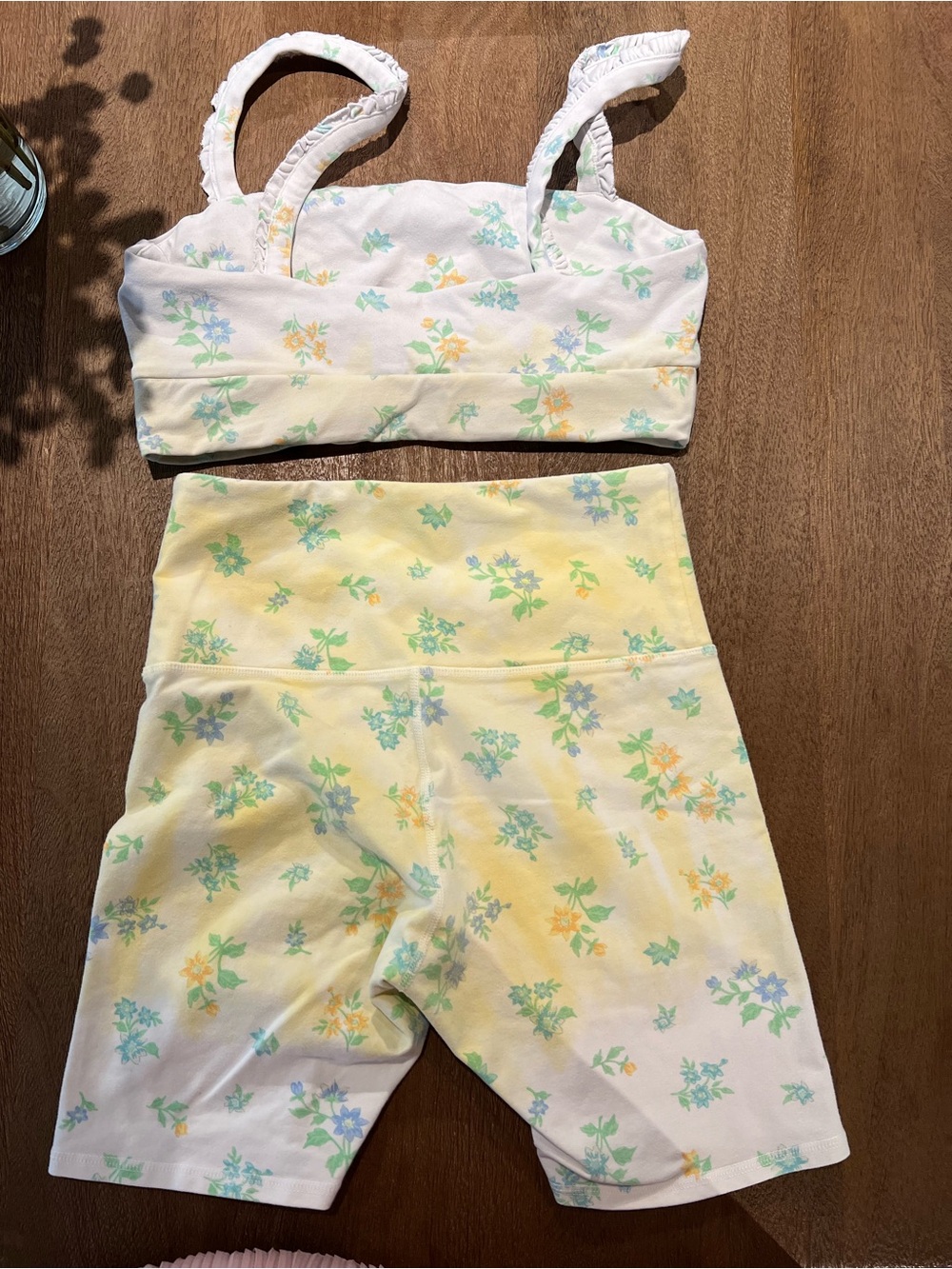 Sincerly Jules Yellow Floral Bike Shorts and Crop Top Set - Picture 3 of 3